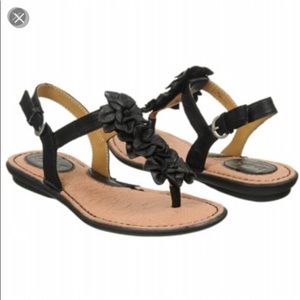 Black Sandals! Great deal!❤️
